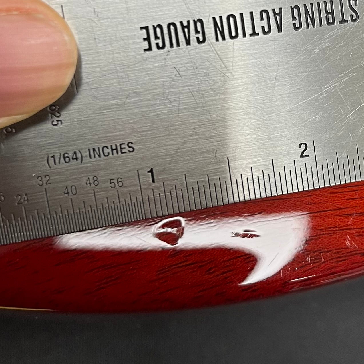 Ding on back of Used 2018 Gibson Les Paul Traditional Heritage Cherry Sunburst w/Case TFW2794