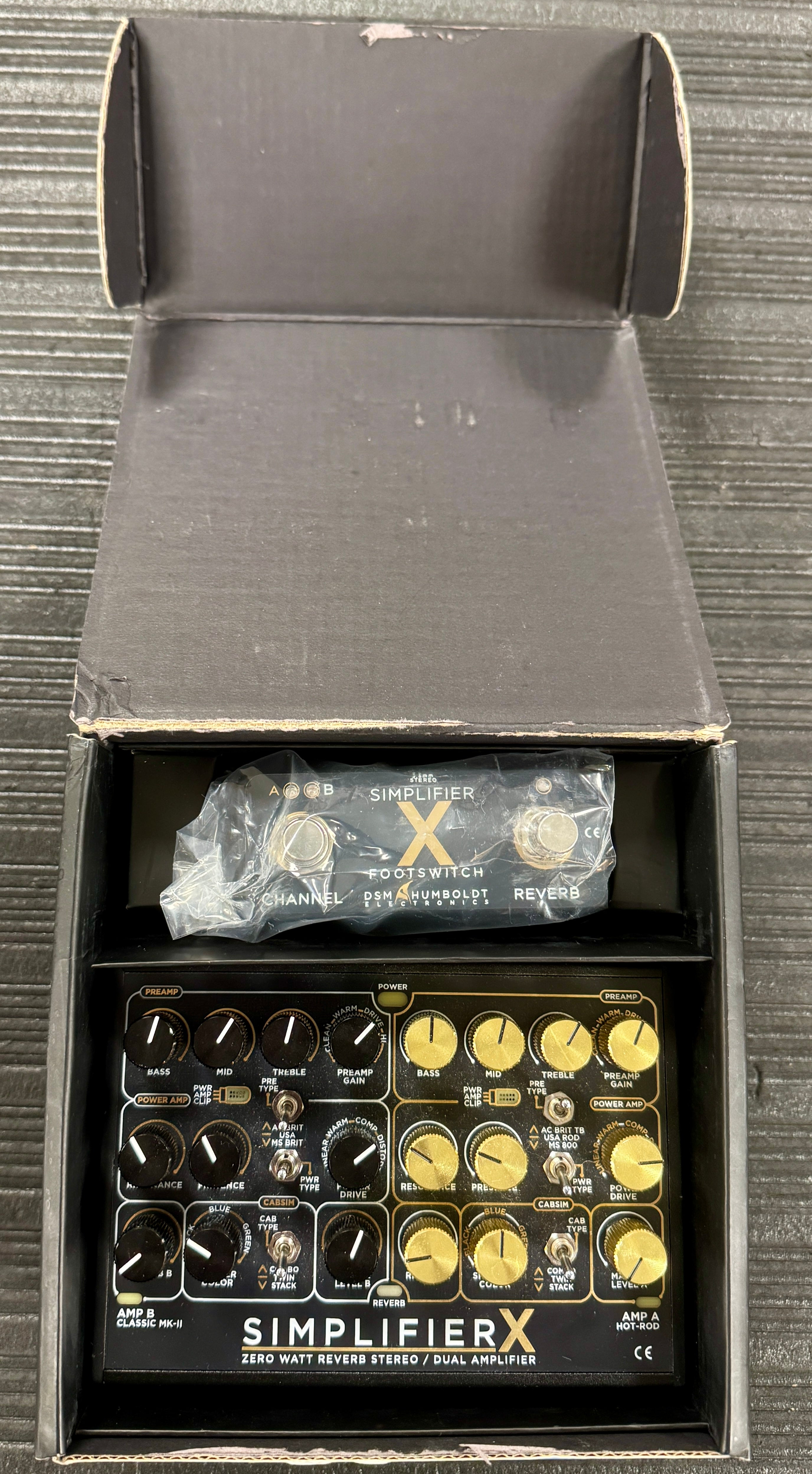 Used DSM ~and Humboldt Simplifier X Zero Watt Amplifier w/Box