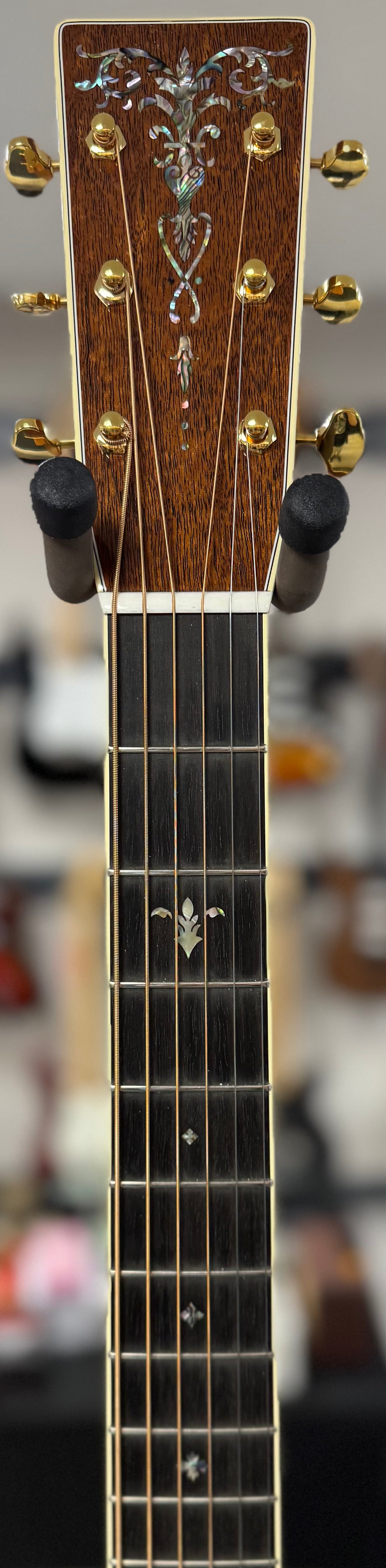 Front of neck of Used Martin Custom Shop OM Adirondack/ Jaguar Claw Mahogany w/case TSS6167