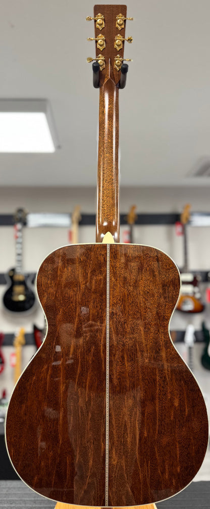 Back of whole Used Martin Custom Shop OM Adirondack/ Jaguar Claw Mahogany w/case TSS6167