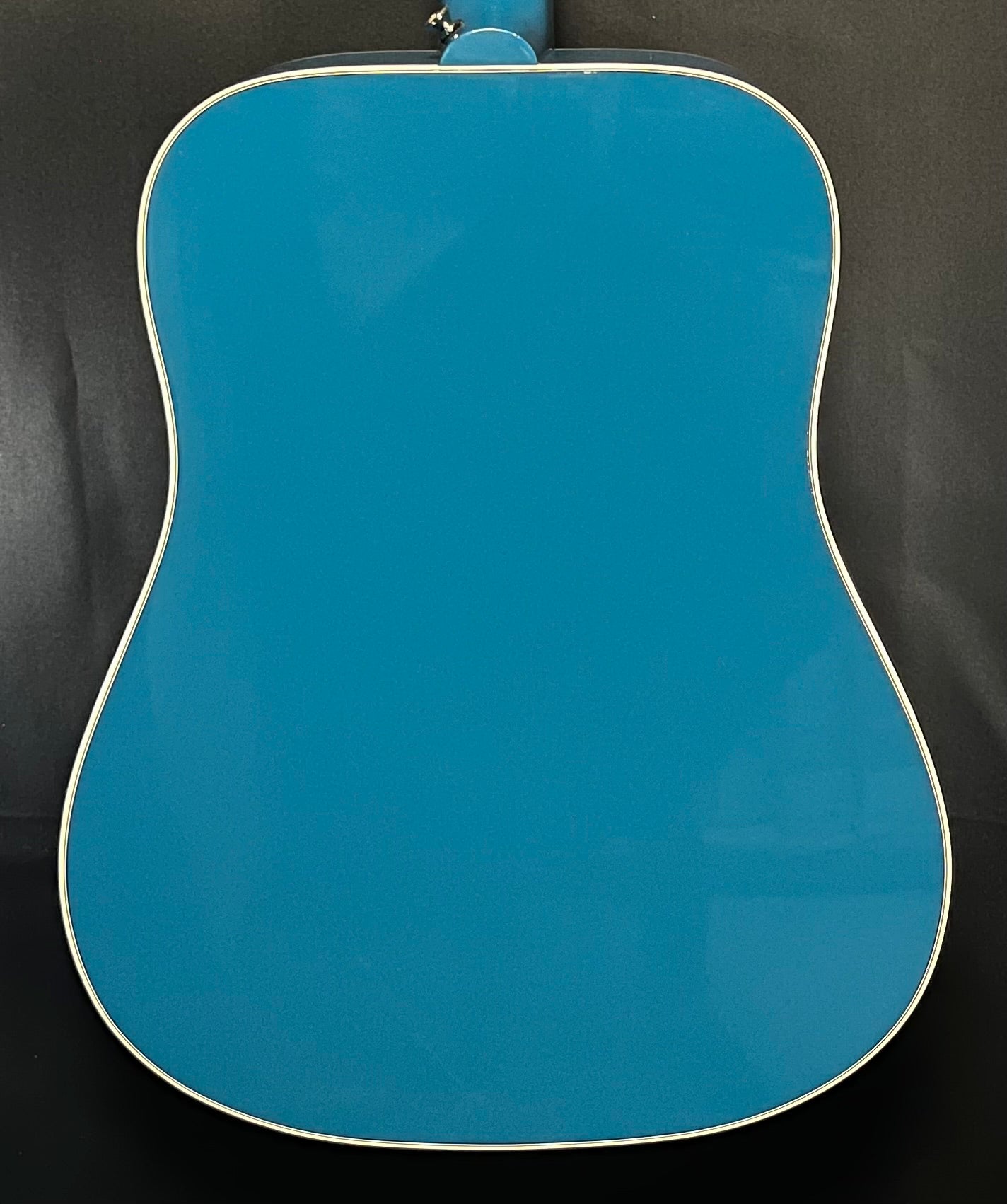 Back of Used 2018 Gibson Hummingbird Limited Edition Big Sky Blue w/Case TFW163