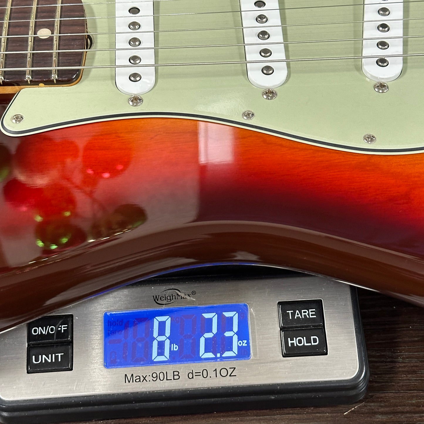 Fender Custom Shop 1963 Stratocaster NOS Chocolate 3 Tone Sunburst AAA Maple Neck w/case CZ588411