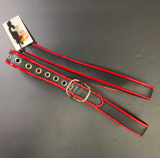 Detail of Jodi Head 1.5 Leather Strap Black.