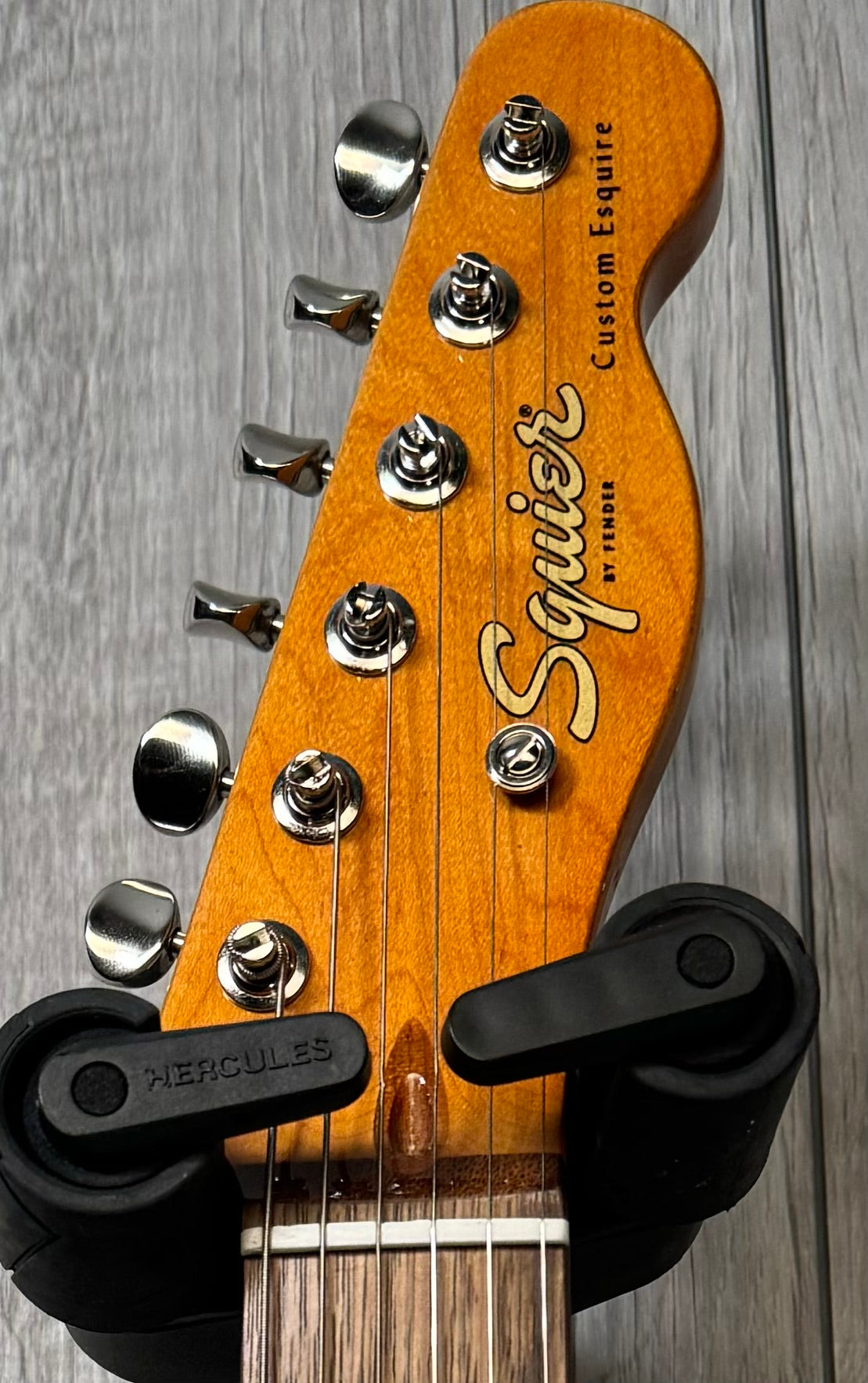Headstock of Used 2023 Squier Limited Edition Classic Vibe '60s Custom Esquire TSS3682