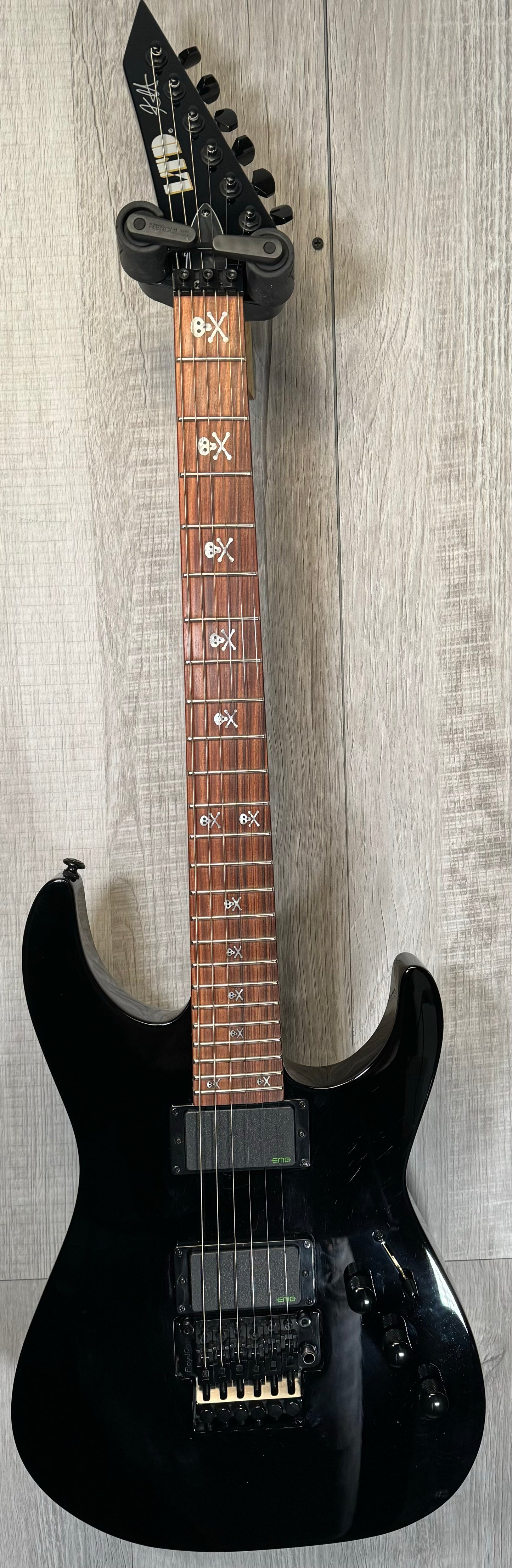 Full front of Used ESP LTD Kirk Hammett KH-602 Black w/case TSS3685