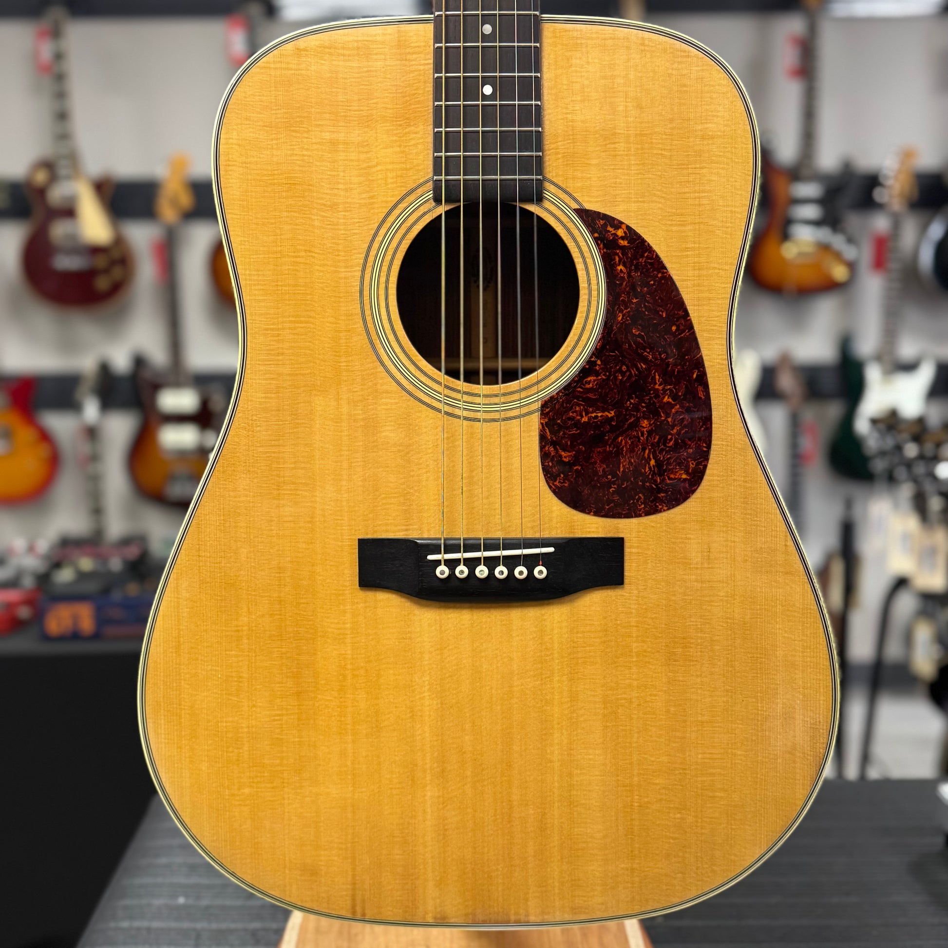 Front of Used Sigma DR-28C Made In Japan w/case TSS6211