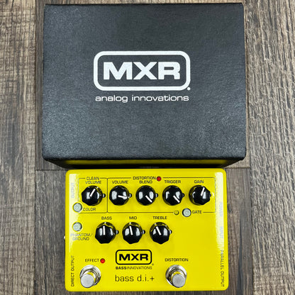 Top of w/box of Used MXR M80Y Bass D.I. + Special Yellow Edition w/box TFW223