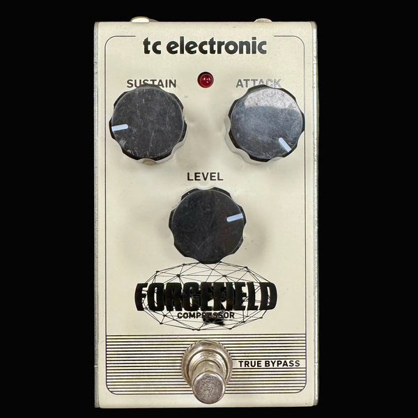 Guitar effects pedal with 'tc electronic' branding on a dark background