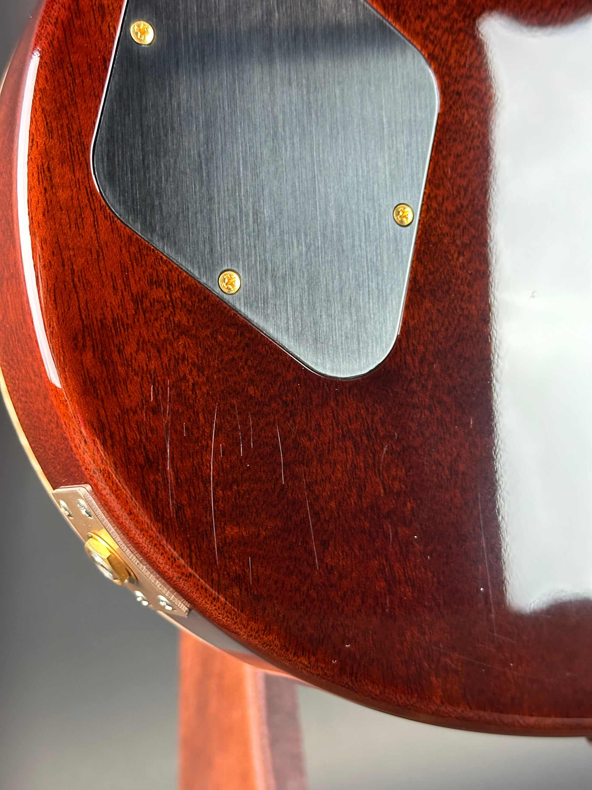 Scratches on back of Used PRS McCarty 594 Singlecut 10-Top Tobacco Sunburst.