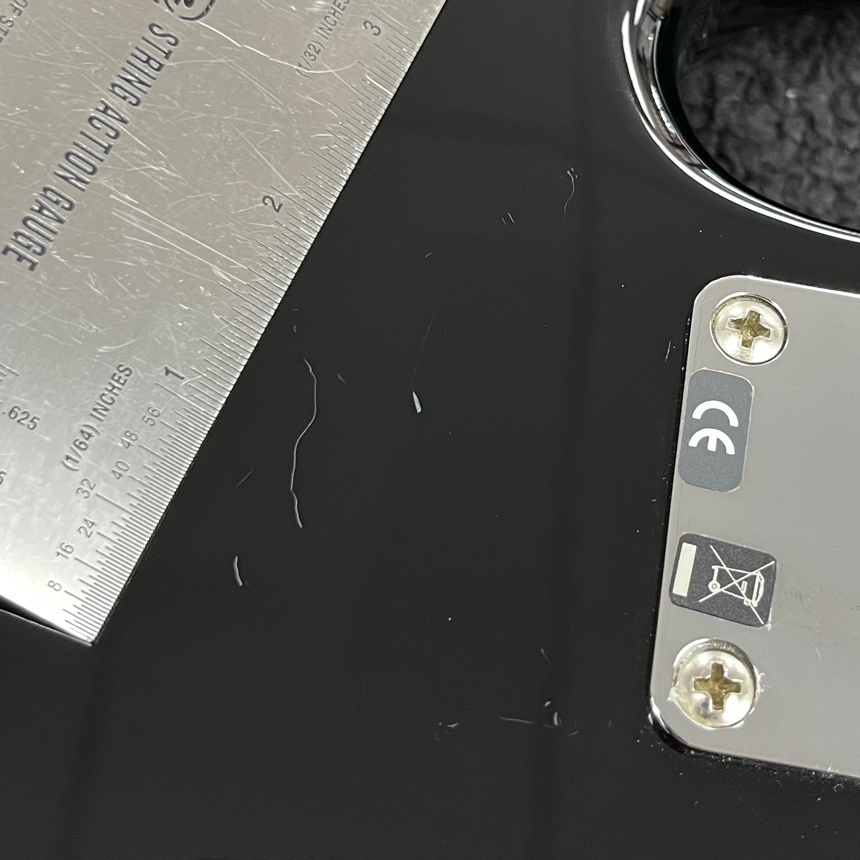 Scratches on back of Used 2008 Fender Standard Jazz Bass V Black TFW2710