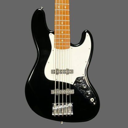 Front of Used 2008 Fender Standard Jazz Bass V Black TFW2710
