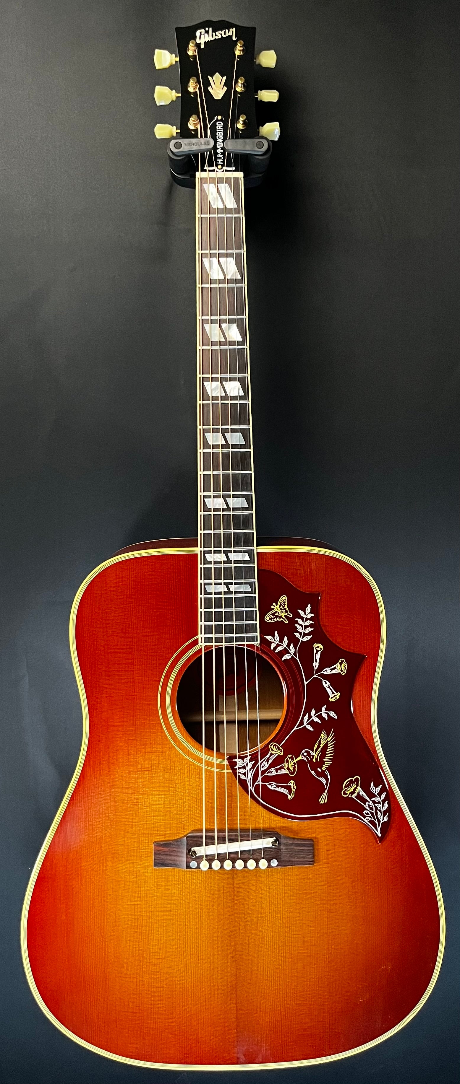 Full front of Used Gibson Custom Shop 1960 Hummingbird with Fixed Bridge  Heritage Cherry Sunburst VOS w/case TFW269