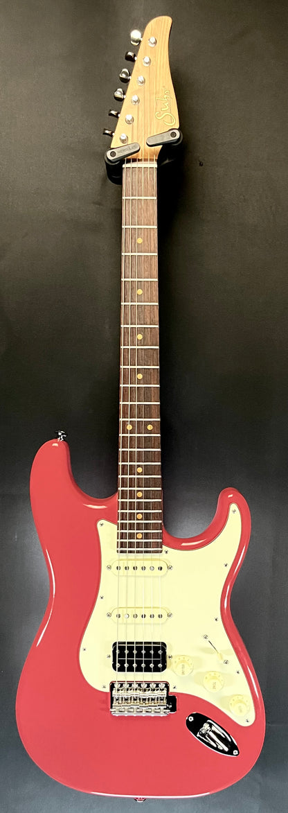 Full Front of Used 2023 Suhr Classic S Antique LE Roasted Maple Neck 6-Point Trem Fiesta Red w/bag TFW283