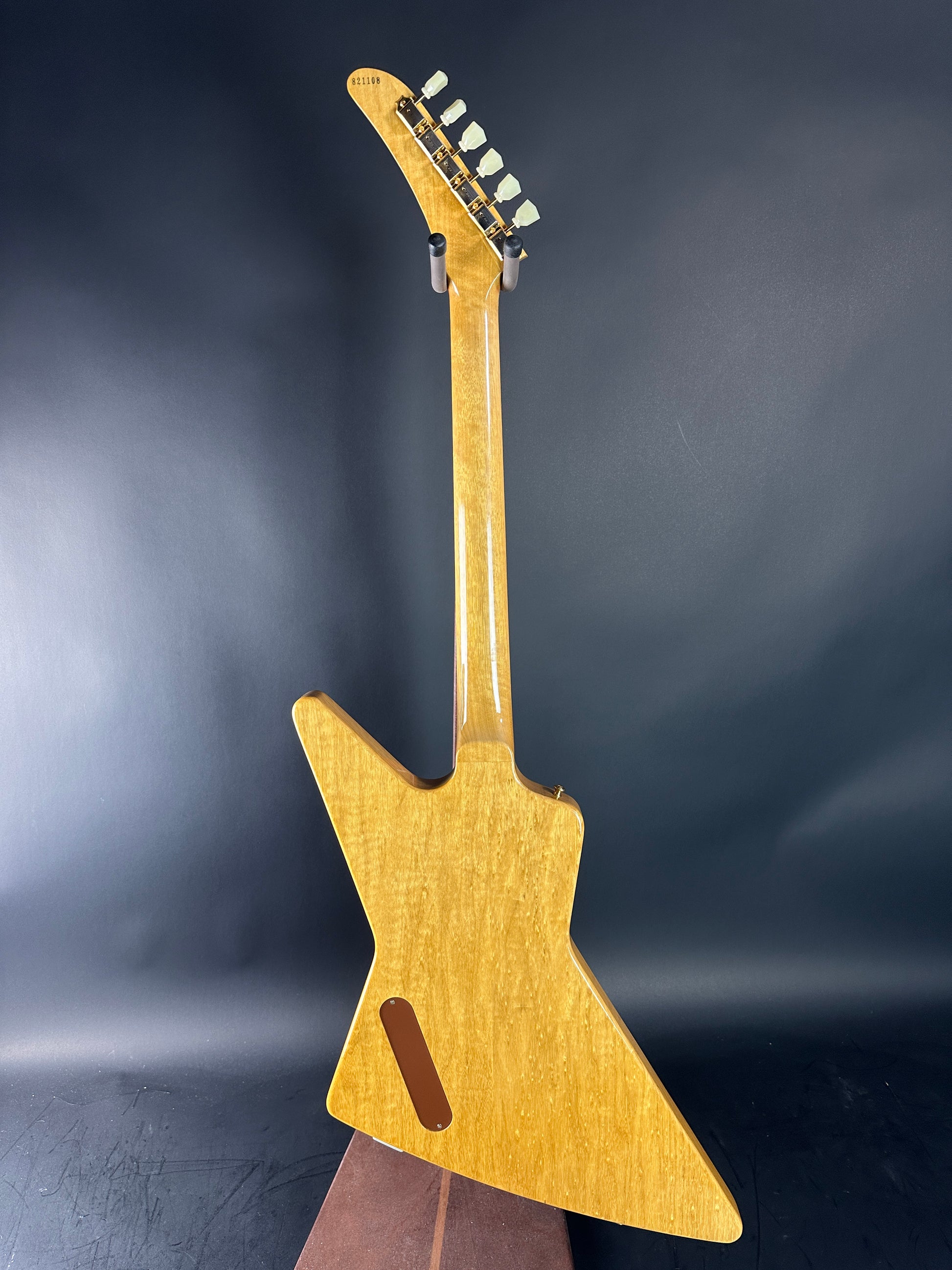 Full back of Used 2022 Gibson Custom Shop 1958 Explorer Reissue Korina Black Pickguard.