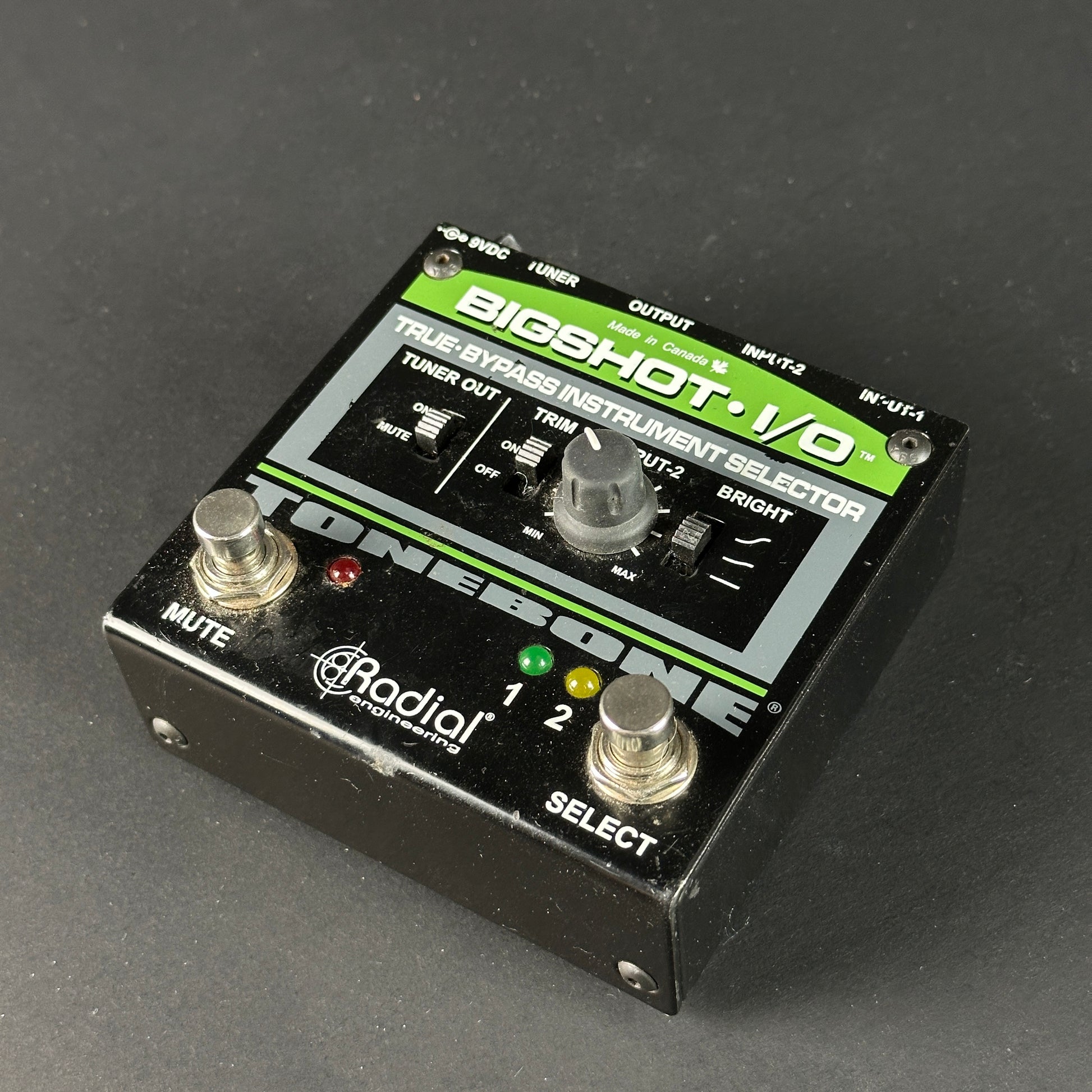 Radial BigShot I/O guitar effects pedal on a dark background