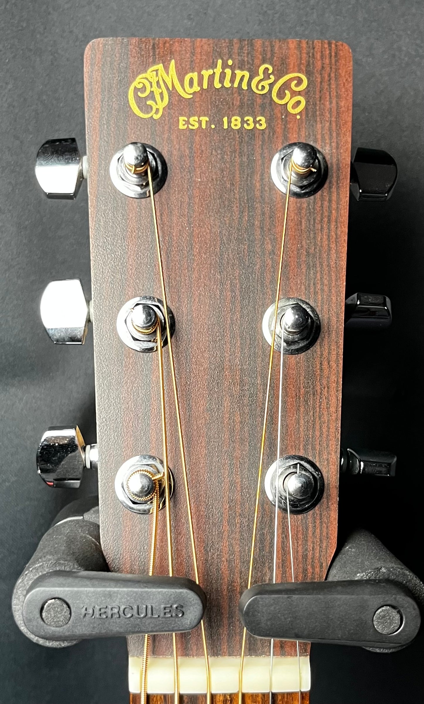 Headstock of Used Martin OMC-1e Natural w/case TFW344
