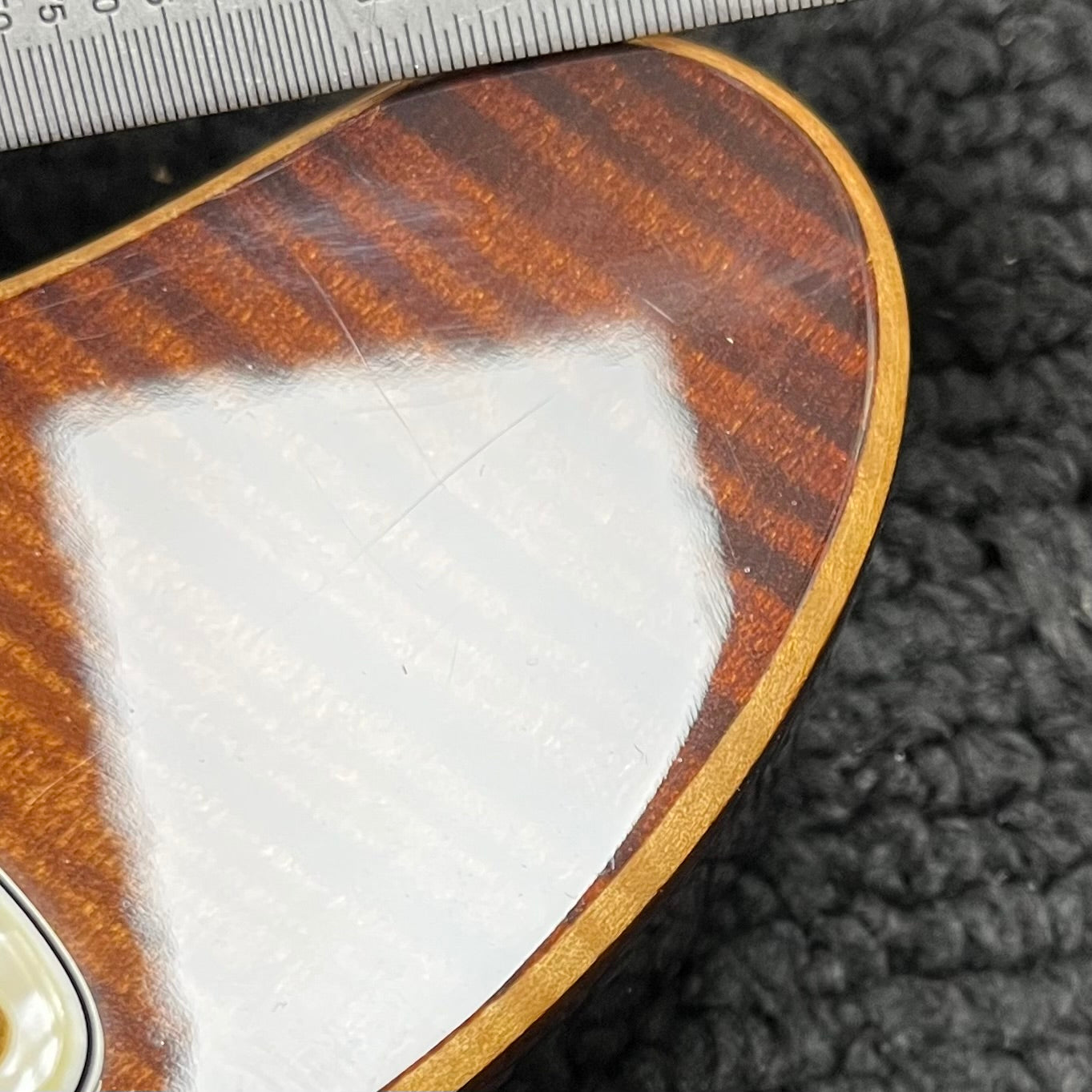 Wear on front of Used 2013 Fender Select Thinline Telecaster GH w/case TFW3031