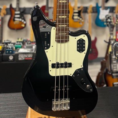 Front of body of Used Fender 2007 Jaguar Bass w/bag TSS6395
