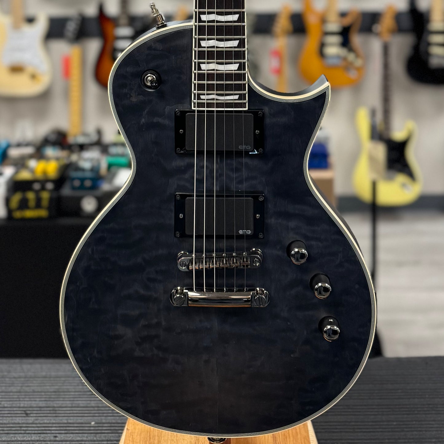 Front of body of Used ESP LTD EC-401 Trans Black w/bag TSS6417