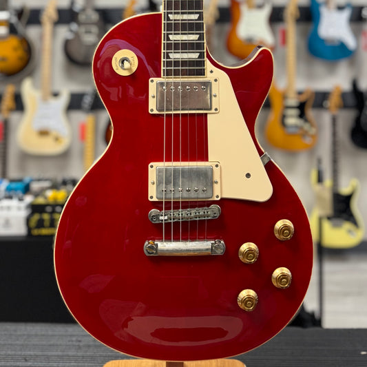 Front of body of Used Gibson USA Les Paul Classic Cherry w/case TSS6439