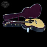 Martin Custom Shop  28 Style 00-14F Adirondack/Bastogne Walnut in case.