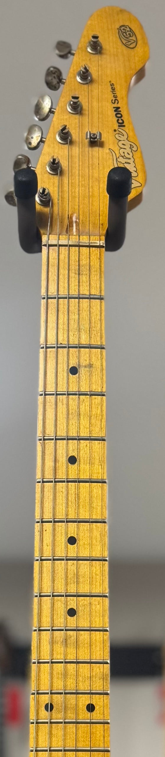 Used Vintage Icon Series V52 Natural TSS6588 – Tone Shop Guitars