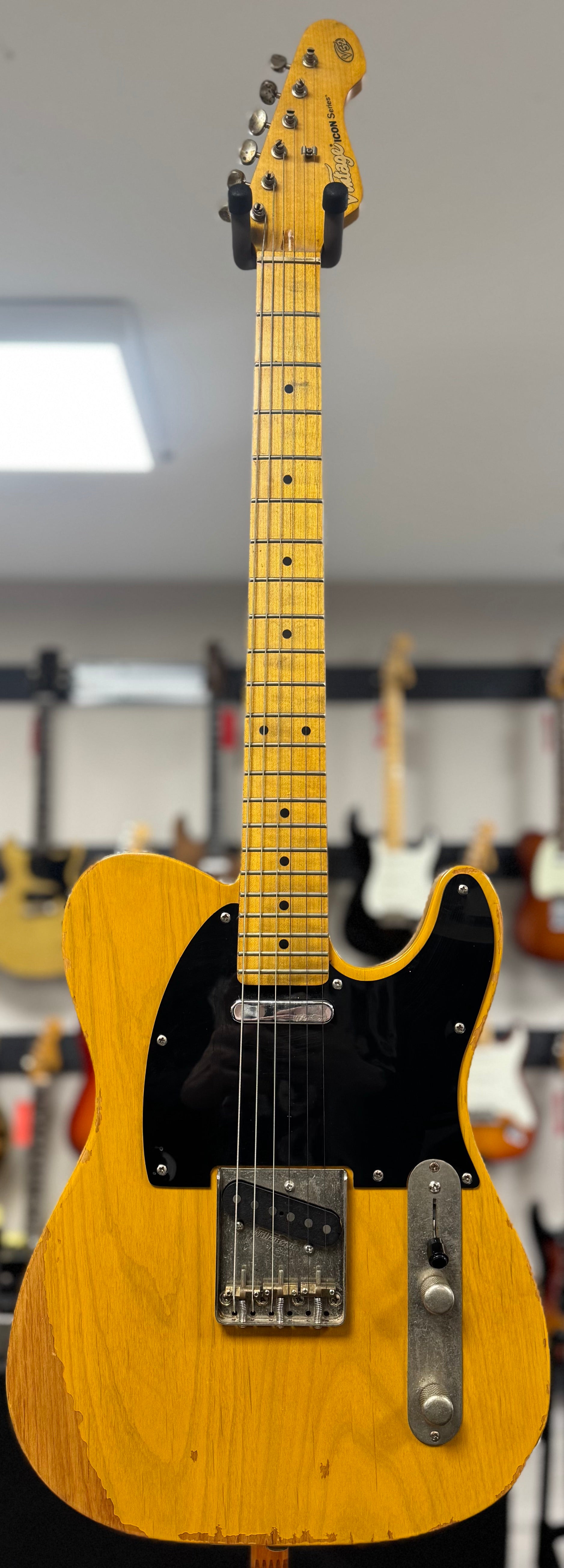 Used Vintage Icon Series V52 Natural TSS6588 – Tone Shop Guitars