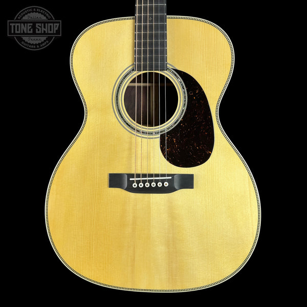 Front of Martin Custom Shop  28/45 Style 000 Adirondack/Wild Grain East Indian Rosewood.