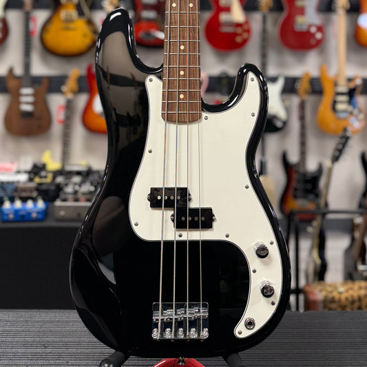 Used 2021 Fender Player Series P Bass Black TSS6602