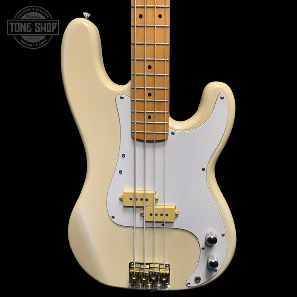 Front of Fame Hondo Series 830 Bass.