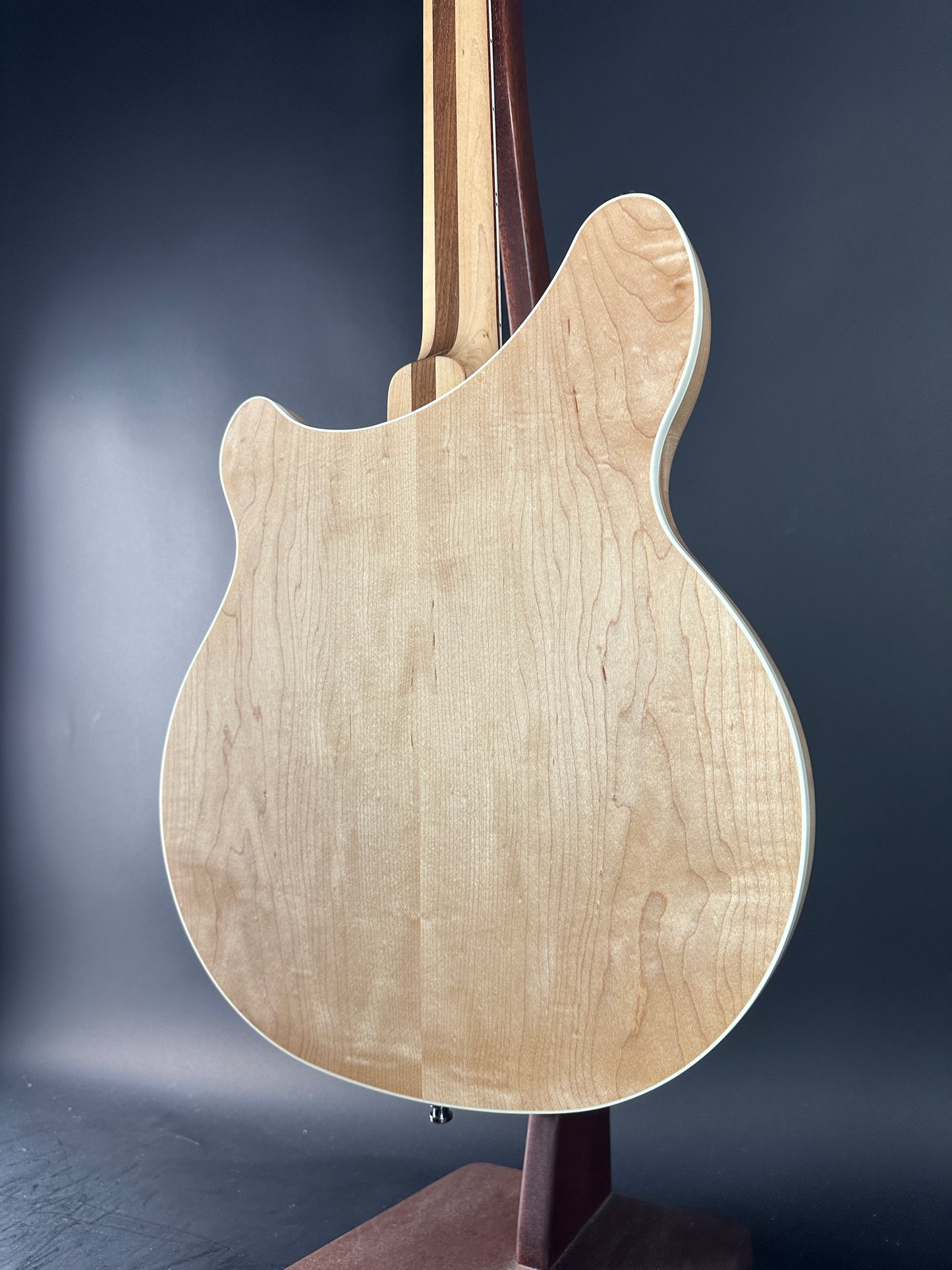 Back angle of Used 2009 Rickenbacker 360 Mapleglo.