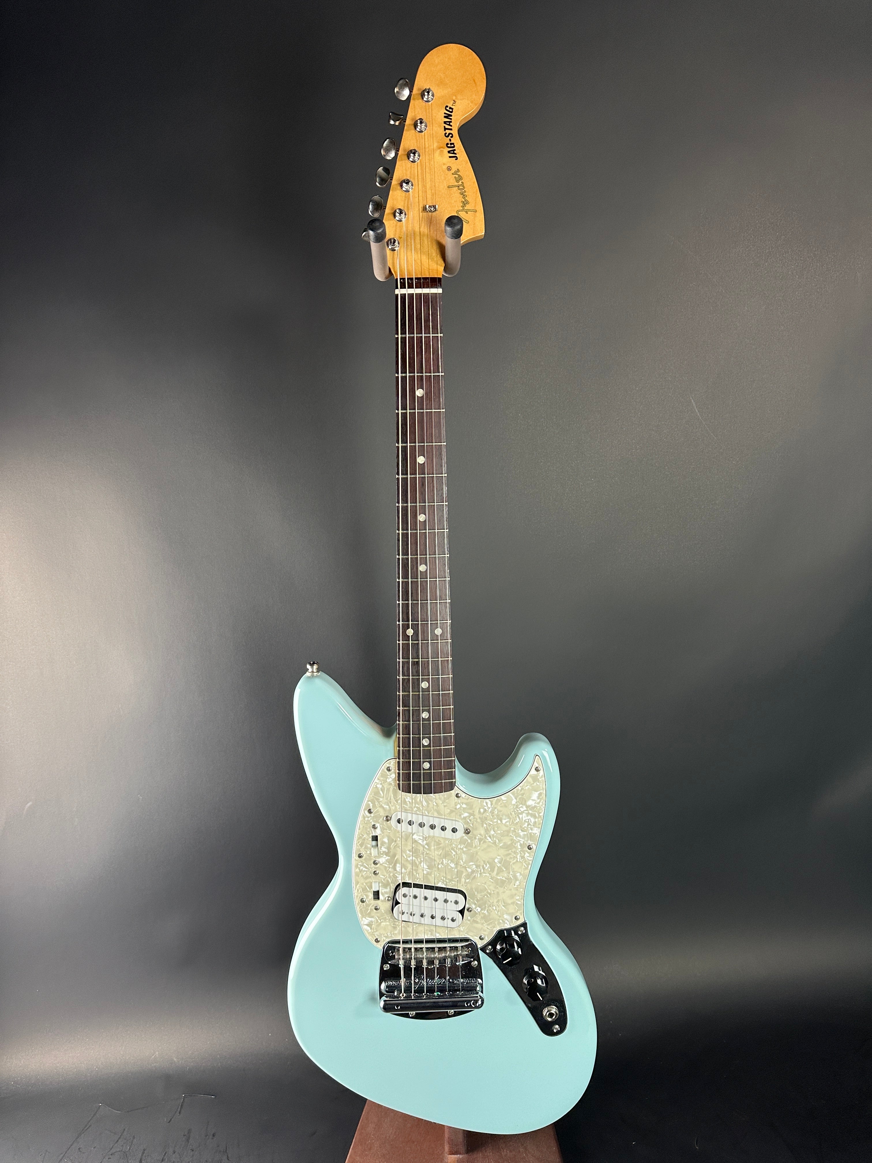 Used Fender Kurt Cobain Jag-Stang Sonic Blue w/case TSU22328