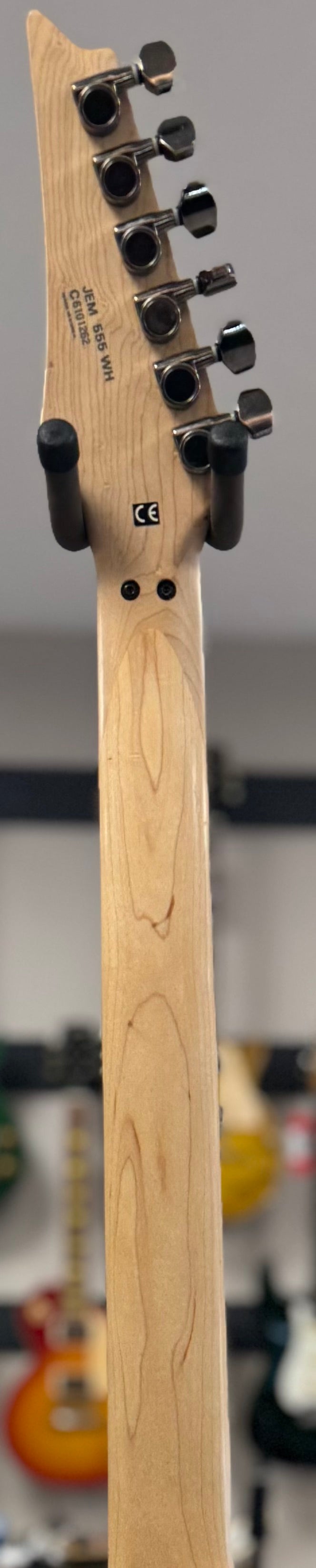 Back of neck of Used 1996 Ibanez JEM555-WH MIK TSS6747