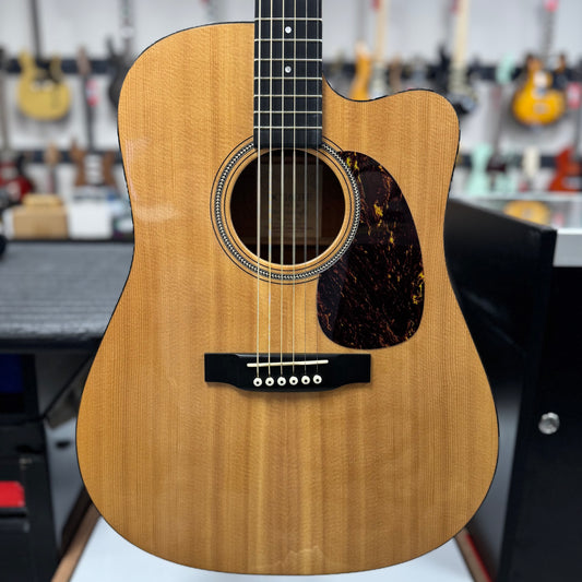 Used 2002 Martin DC-16 GTE Natural w/Case TSS6737