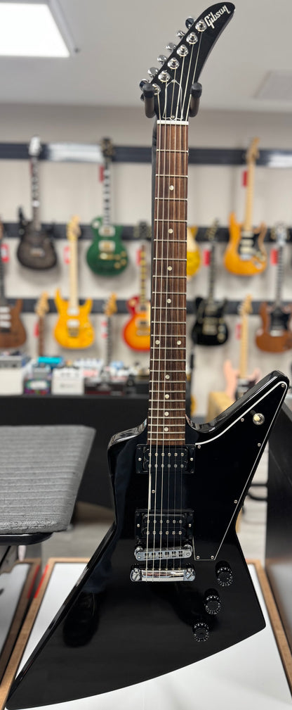 Used Gibson 70s Explorer Ebony w/Seymour Duncan PUs & case TSS6689