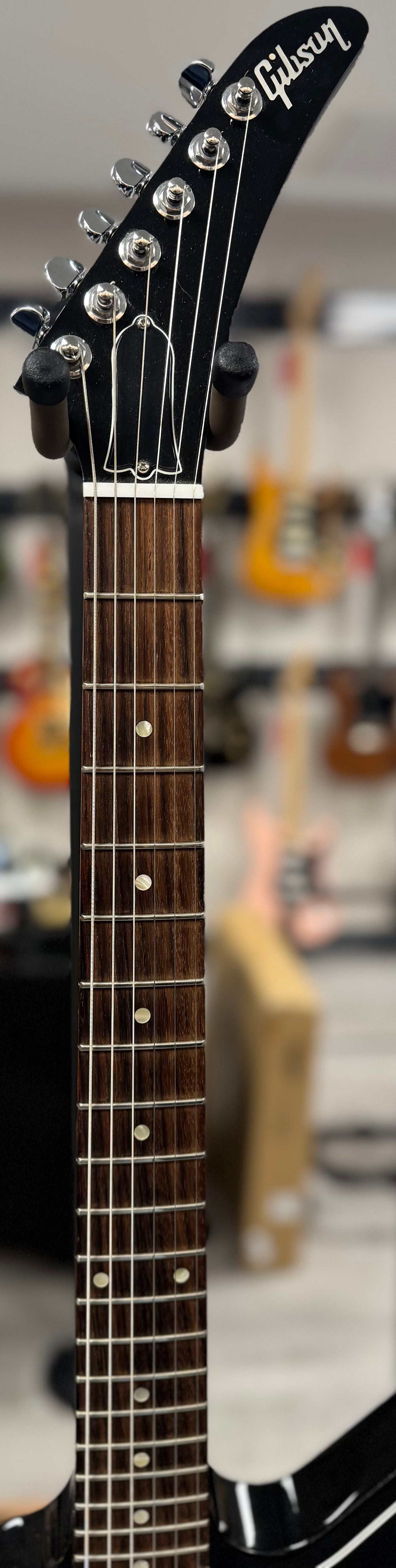 Used Gibson 70s Explorer Ebony w/Seymour Duncan PUs & case TSS6689