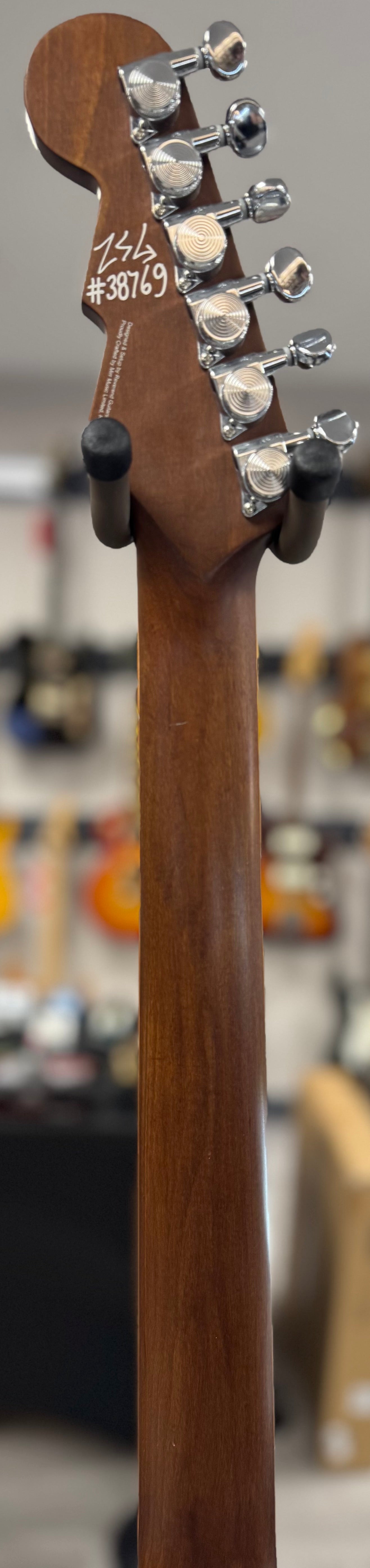 Used Reverend Charger RA Limited Edition Red Gold Green Sparkle w/case TSS6776