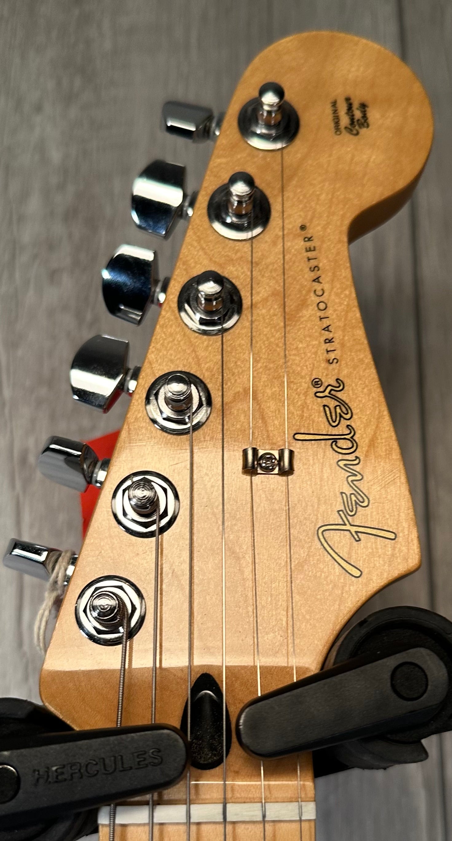 Headstock of Used Fender Player Stratocaster HSS 3 Tone Sunburst TSS3786
