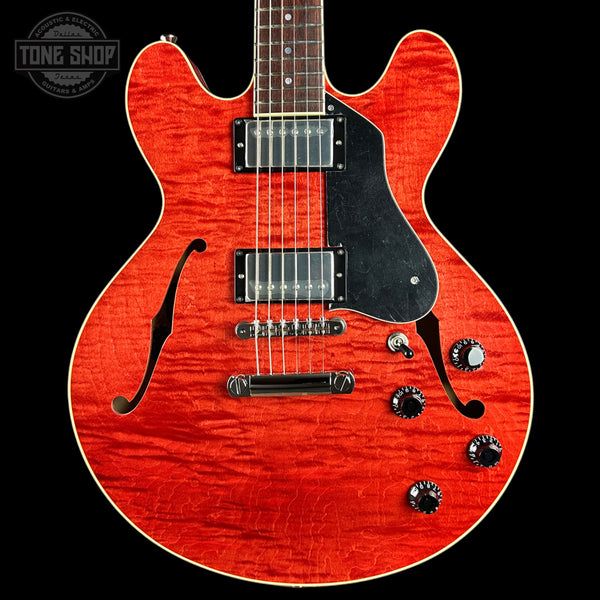 Front of Collings I35-LC Faded Cherry.