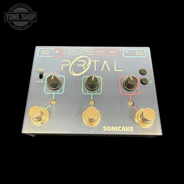 Top of Used SONICAKE Portal Active Signal Mixer.