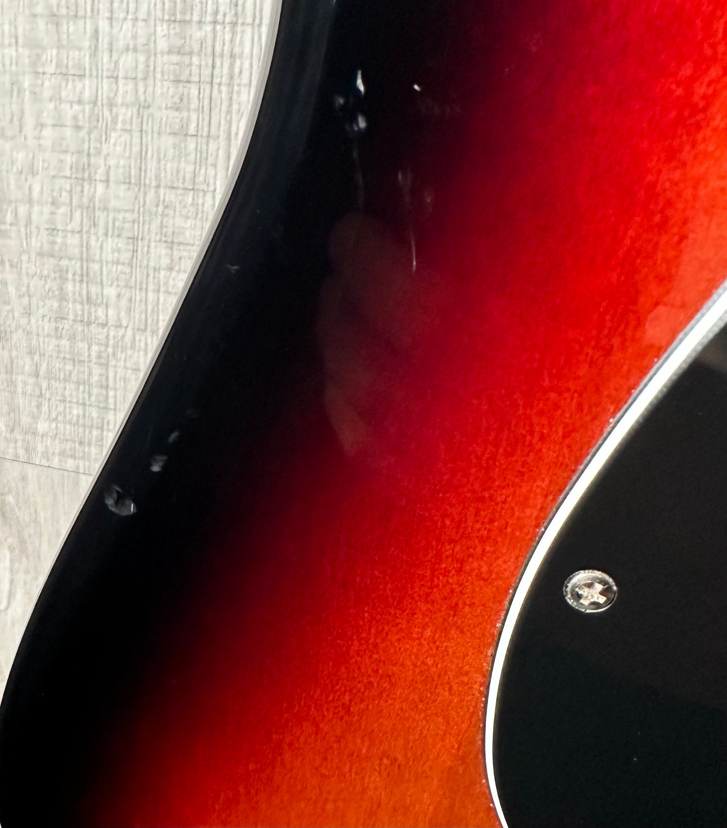 smudge/scratch on side of Used 2018 Fender Player Stratocaster Floyd Rose HSS 3 Tone Sunburst TSS3833