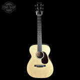 Full front of Martin Custom Shop  18 Style 00-14F Adirondack/Quilted Mahogany.