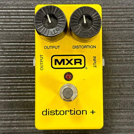 Top of Used MXR M104 Distortion + Pedal TSS3875