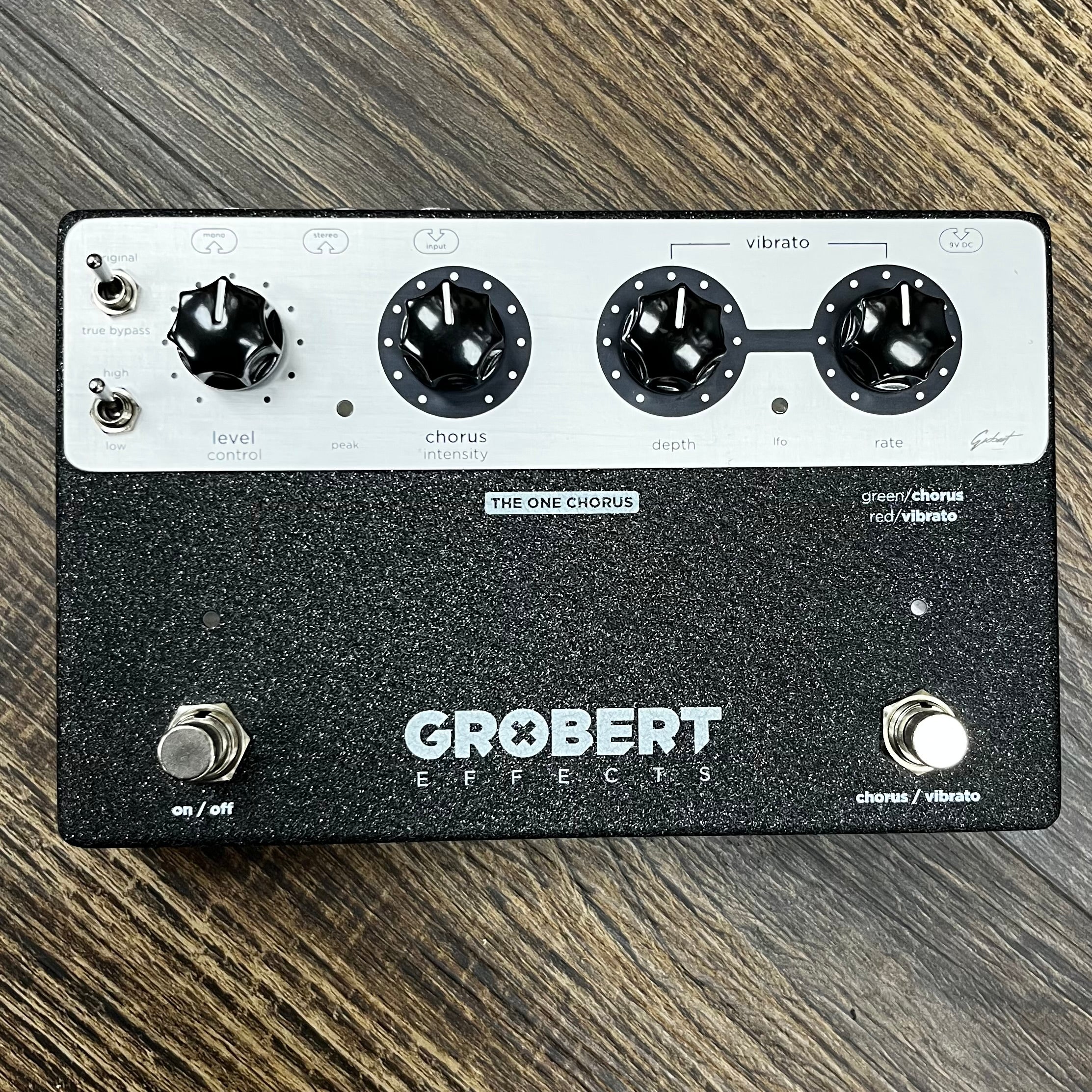 Used Grobert Effects The One Chorus TFW573 – Tone Shop Guitars Used Grobert Effects The One Chorus TFW573 – Tone Shop Guitars