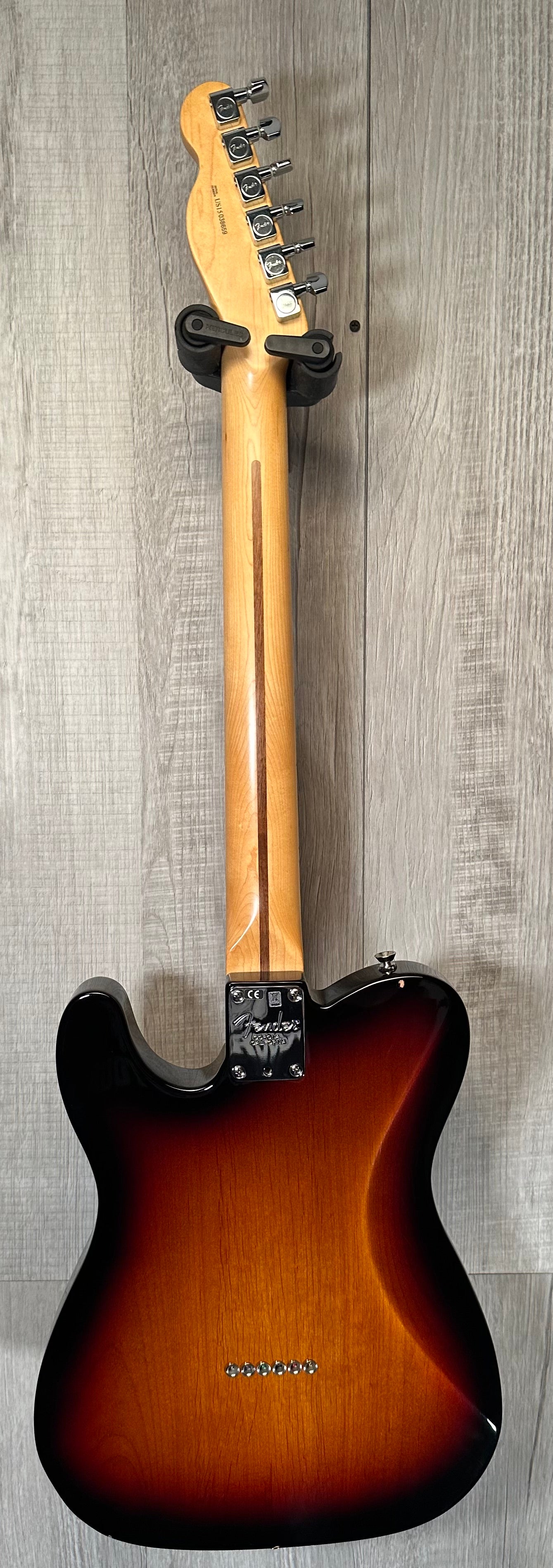 Full back of Used 2015 Fender American Standard Telecaster 3-Tone Sunburst w/case TSS3886
