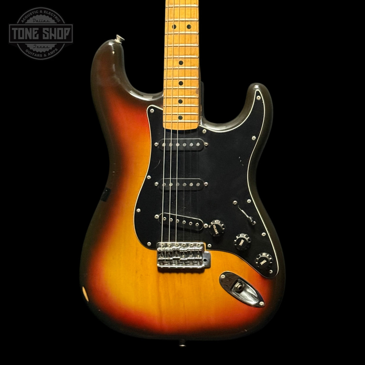 Front of Vintage 1977 Fender Stratocaster Sunburst changed bridge pickup No case TFW3528.