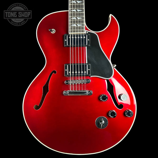 Front of Used 2007 Gibson Memphis ES-137 Candy Apple Red.