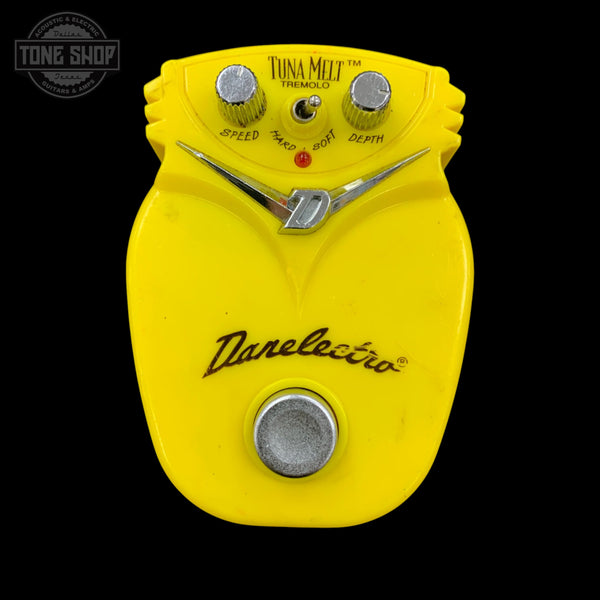 Top of Used Danelectro Tuna Melt Tremolo TFW3892.