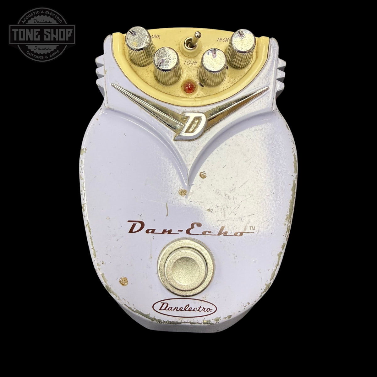 Top of Used Danelectro Dan Echo TFW3598.