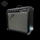 Front right angle of Used Fender Frontman 15G TFW3992.